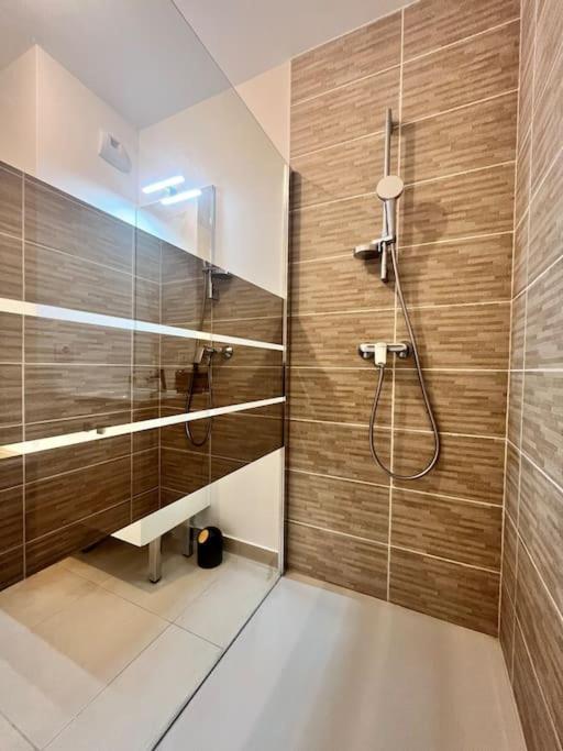 Superbe Appartement Neuf Dans Residence Familiale Aux Portes De Paris Avec Parking Ивры-Сур-Сеине Экстерьер фото